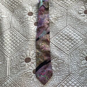 Génesis Pure Silk Tie